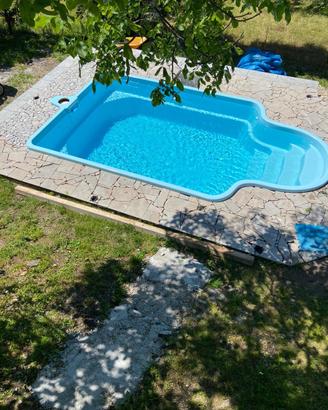 Piscina in vetroresina 5.4x3,2 m Trasporto incluso