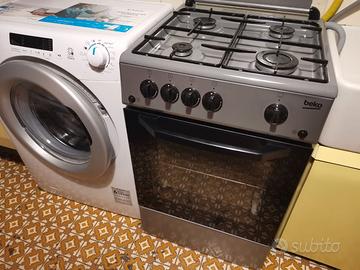 Cucina a gas Beko compatta, quasi nuova