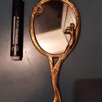 Specchio vintage in ottone stile liberty 