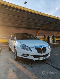 Lancia Delta 1.6 MTJ  120cv