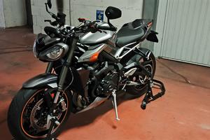 Street triple 765 RS 2023