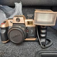 fotocamera antica da collezione 