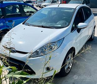 FORD FIESTA per ricambi usati