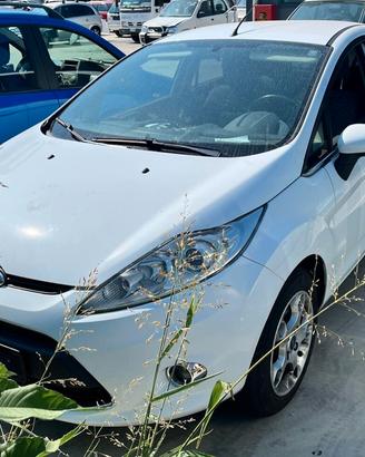 FORD FIESTA per ricambi usati