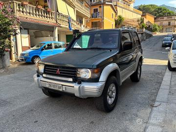 Mitsubishi Pajero 2.5 TDI Metal-top S. Select GLS