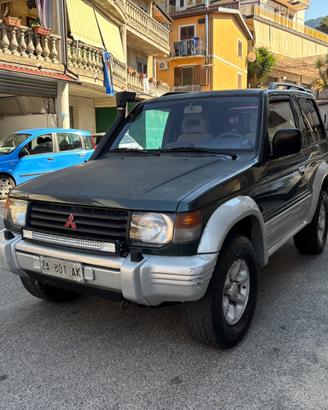 Mitsubishi Pajero 2.5 TDI Metal-top S. Select GLS