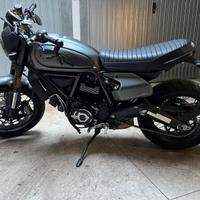 Ducati Scrambler Nightshift 800 – 2021 – 8.000 km