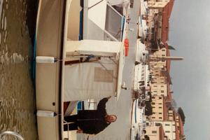 Vegliatura in vetroresina barca a motore