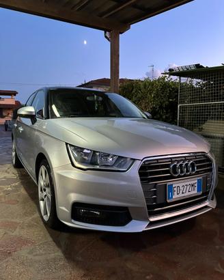 AUDI A1 spb 1.4 tdi 90cv