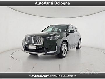 BMW iX1 eDrive 20 X-Line