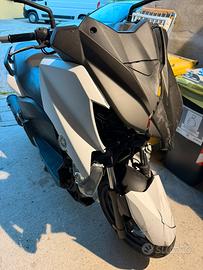 Xmax 250