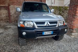 pajero v60 
