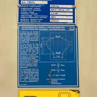 Ponte sollevatore auto OMCN 3200KG Anno 2011