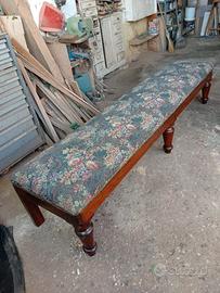 Panchina  antica, seduta imbottita, in tessuto