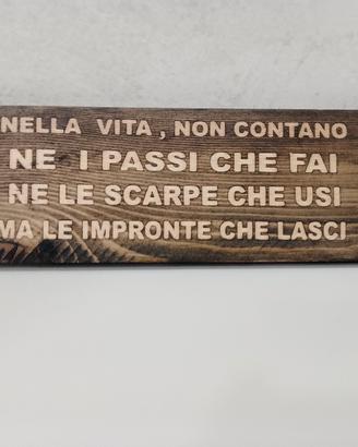 locandina in legno 