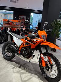 Ktm 125 Enduro R anno 2025 TUA DA € 60,00 AL MESE