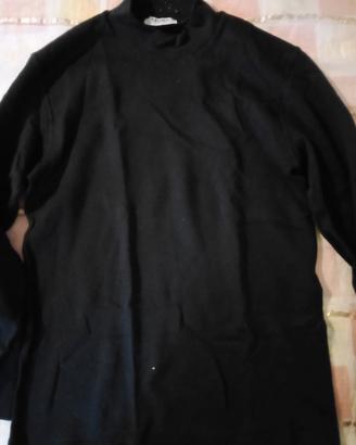 Lupetto da uomo nero 50%di lana e 50%acrilico