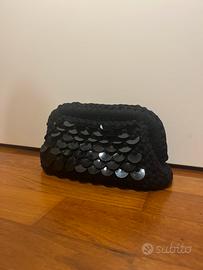 Clutch bag nera con pailettes