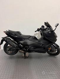 Yamaha T Max 560