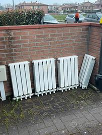 Termosifoni in alluminio marca Giacomini come nuov