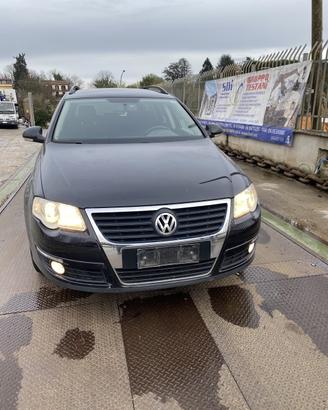 RICAMBI MUSO MOTORE VOLKSWAGEN PASSAT CDG 1.4 B