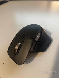 Logitech MX Master 3s e poggia polsi
