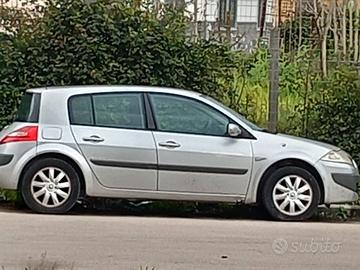 RENAULT Mégane 2ª serie