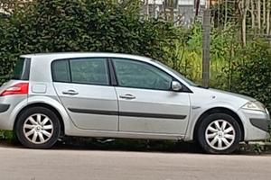 RENAULT Mégane 2ª serie