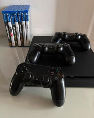 Playstation 4 slim usata