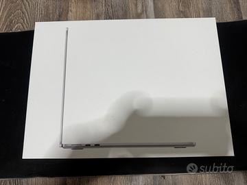 Macbook air 13" M5 2026