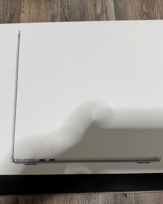 Macbook air 13" M5 2026