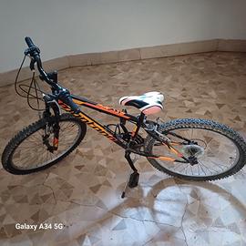 Bicicletta mountain bike Montana Escape 24