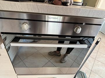 Forno ad incasso