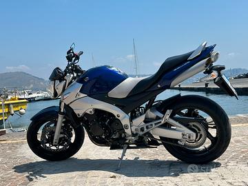 Suzuki GSR 600