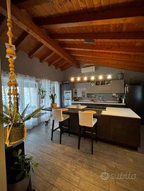 Villa di 253 m² con più di 5 locali e box auto dop