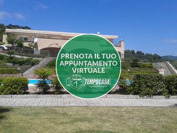 00GV299 - SOLUZIONE CON AMPIO TERRAZZO E VISTA MAR