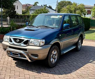 Nissan Terrano II 2.7 TD Intercooler solo120000 KM