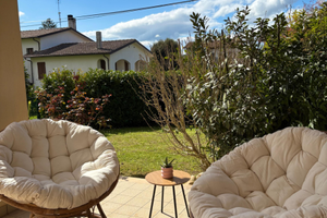 Appartamento bilocale con ampio giardino e garage