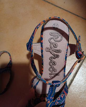 Scarpe tipo Espadrillas