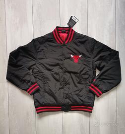 new era chicago bulls script back bomber