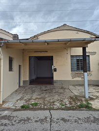 Magazzino Via Lunga di Cafaggio, Prato