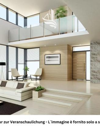 Bolzano: Attico con 12 posti auto