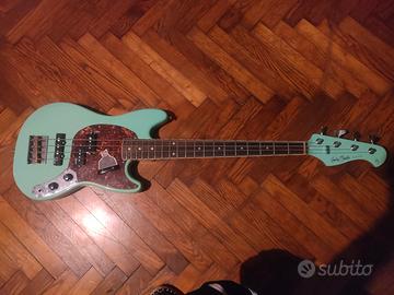 Basso Harley Benton Deluxe 