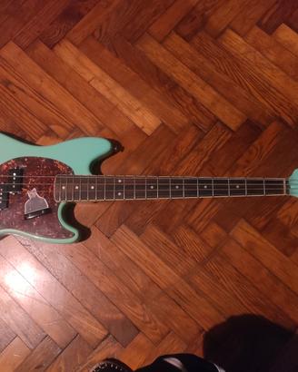 Basso Harley Benton Deluxe 