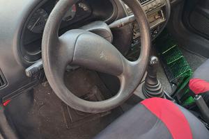 Autovettura per tradporto persone