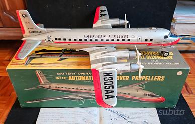 Linemar American Airlines D7C N305AA Flagship