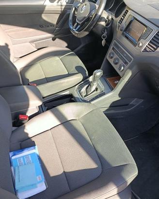 GOLF SPORTSVAN