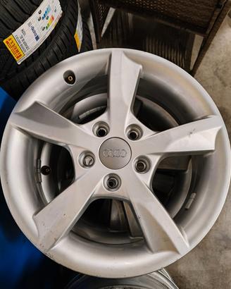 4 CERCHI 16 POLLICI ORIGINALI AUDI A4 GOLF LEON