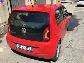 VOLKSWAGEN up - 2016
