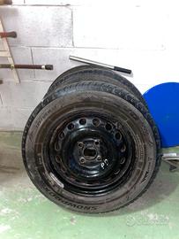 Gomme termiche invernali con cerchi